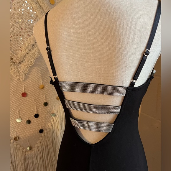 #15 Haute Monde Dress size medium color black beautiful ..Holidays coming up - Picture 4 of 8